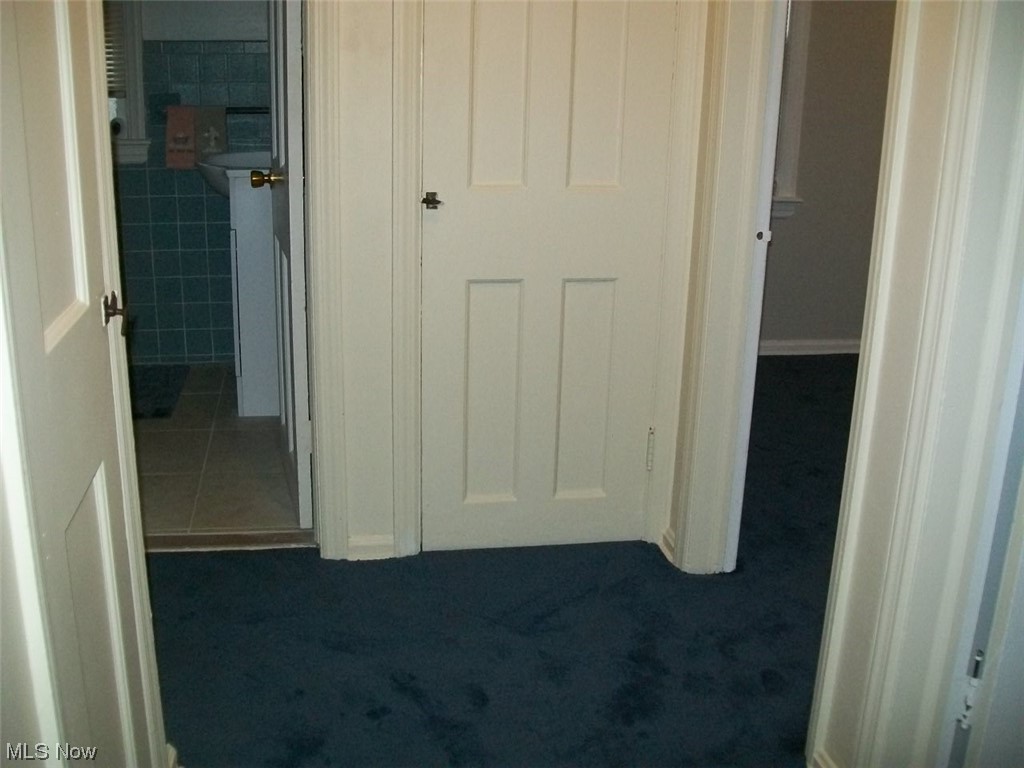 S H Kleinman Realty Cos Shake - Residential