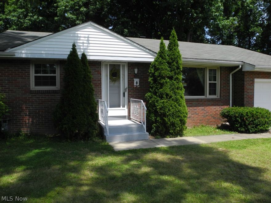 Make you DREAMS come true, you can be in this home by the HOLIDAYS!!!! This one owner home has what you are looking for in Hubbard Township with CITY UTILITIES. Owner is replacing the front picture window. All other windows was replaced in 2012. Call and schedule your appointment today to see this CHARMING home.