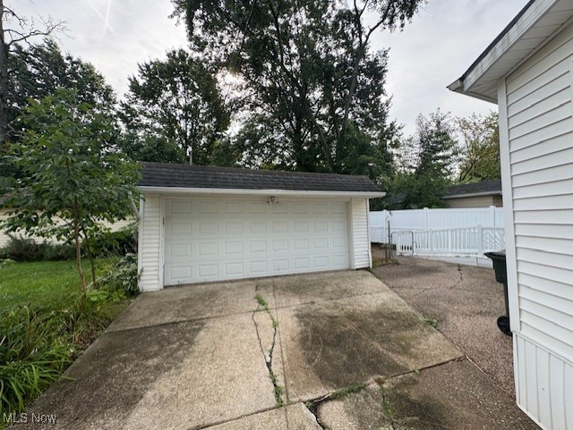 Modern Land Companys Mayfield - Residential Lease