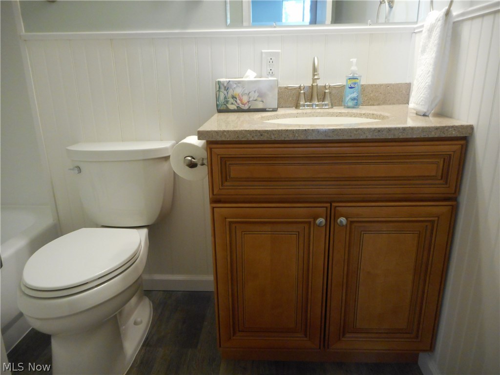 Silver Lake Towers Condo - Residential
