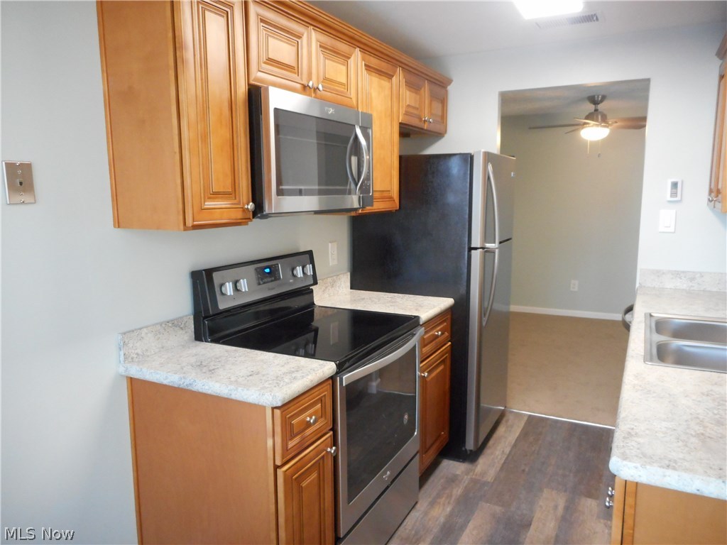Silver Lake Towers Condo - Residential