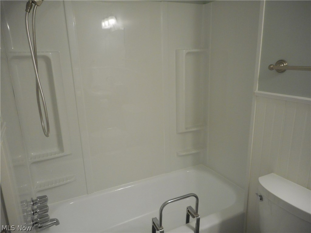 Silver Lake Towers Condo - Residential
