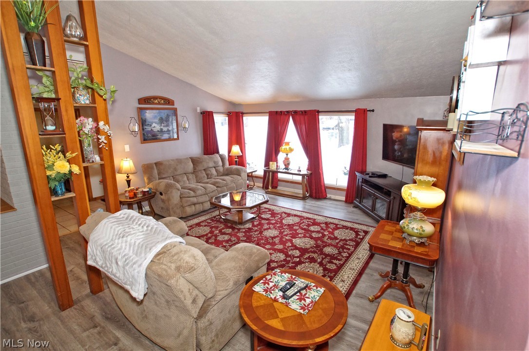 Crofoot 01 - Residential