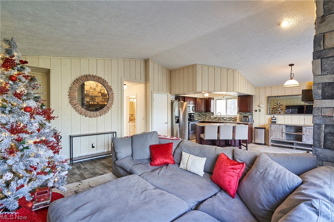 Quail Point Condo - Residential