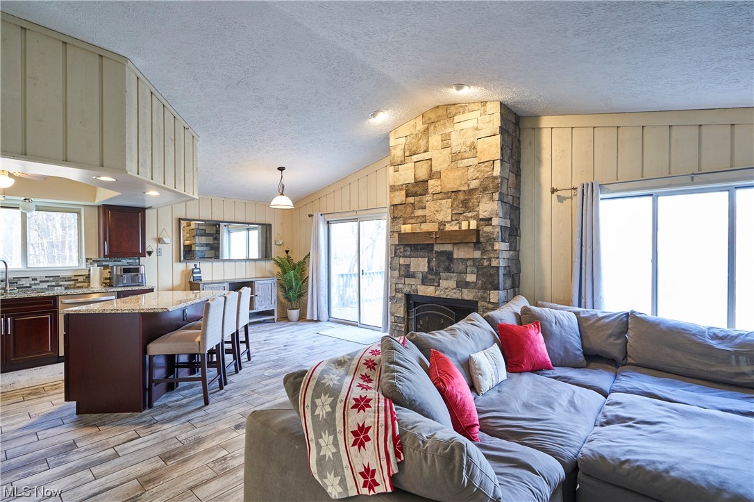 Quail Point Condo - Residential