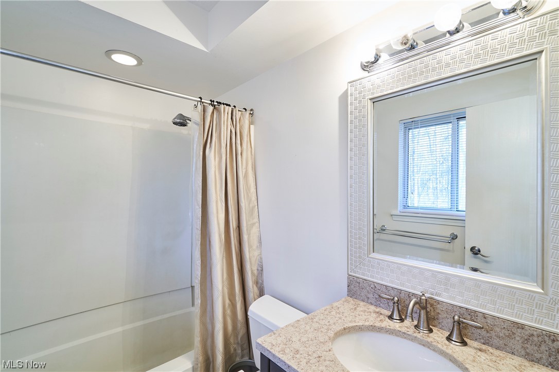 Quail Point Condo - Residential