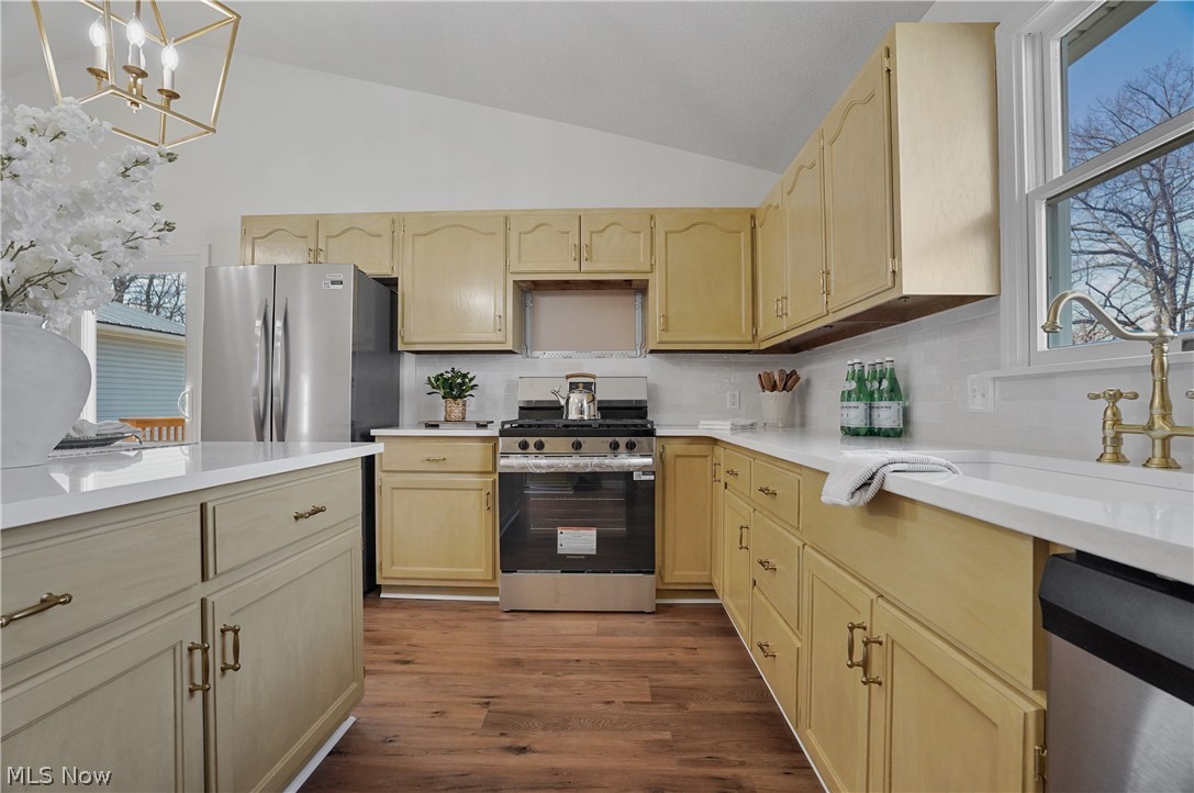 William B & F M Moores - Residential