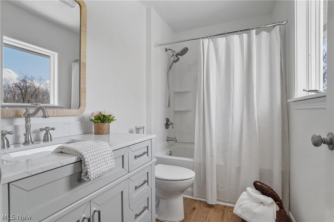 William B & F M Moores - Residential