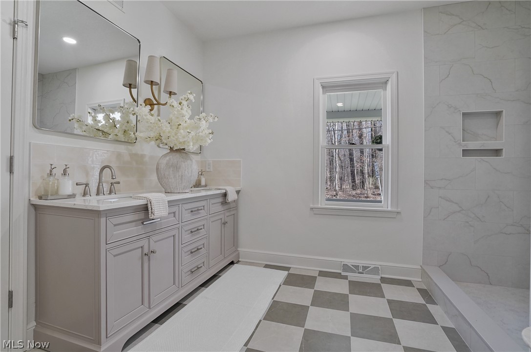 William B & F M Moores - Residential