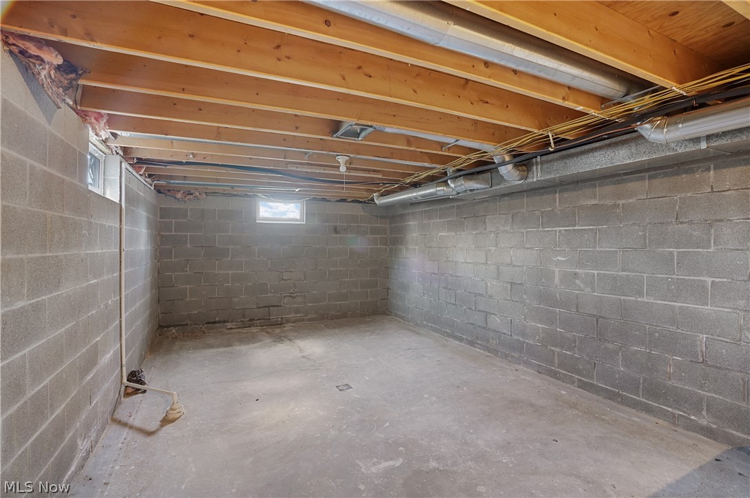 William B & F M Moores - Residential