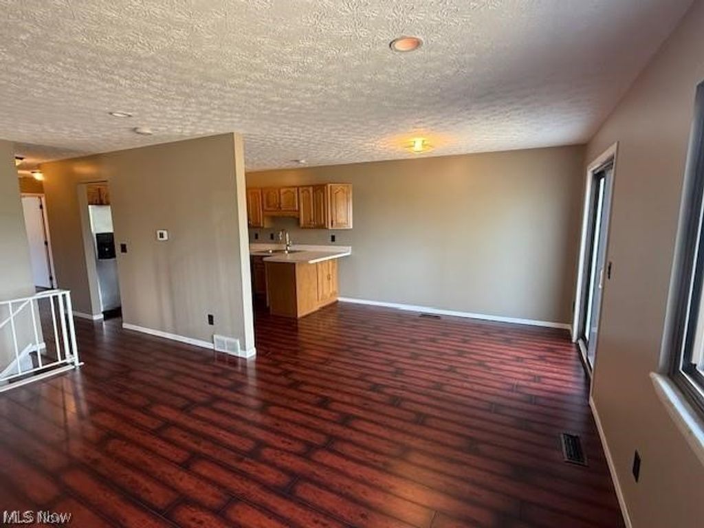 Photo of 4015 Marks Road, Medina, OH 44256 (MLS # 5203110)