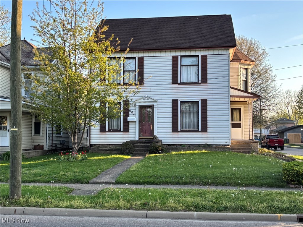 603 Trenton Avenue, Uhrichsville, Ohio image 1