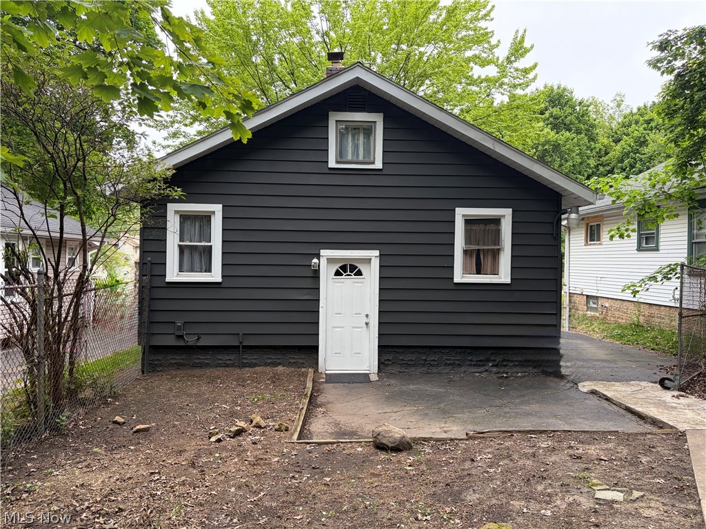 1228 Arnold Avenue