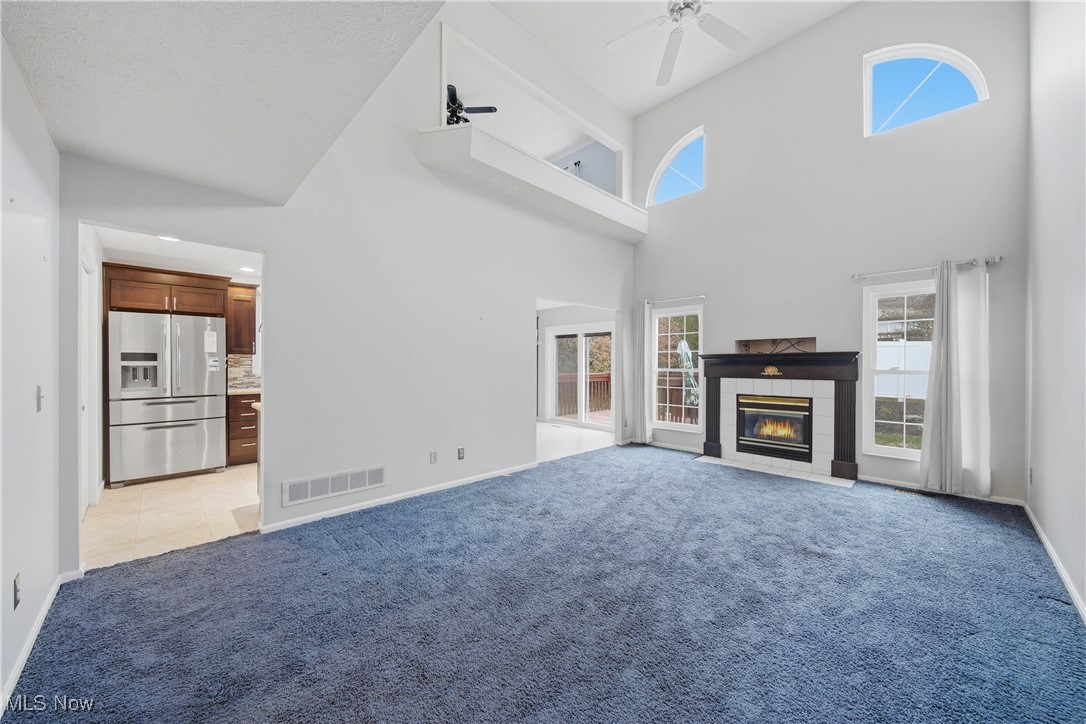 Laurelwoods North Condominiums - Residential