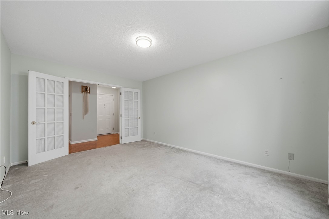 Laurelwoods North Condominiums - Residential