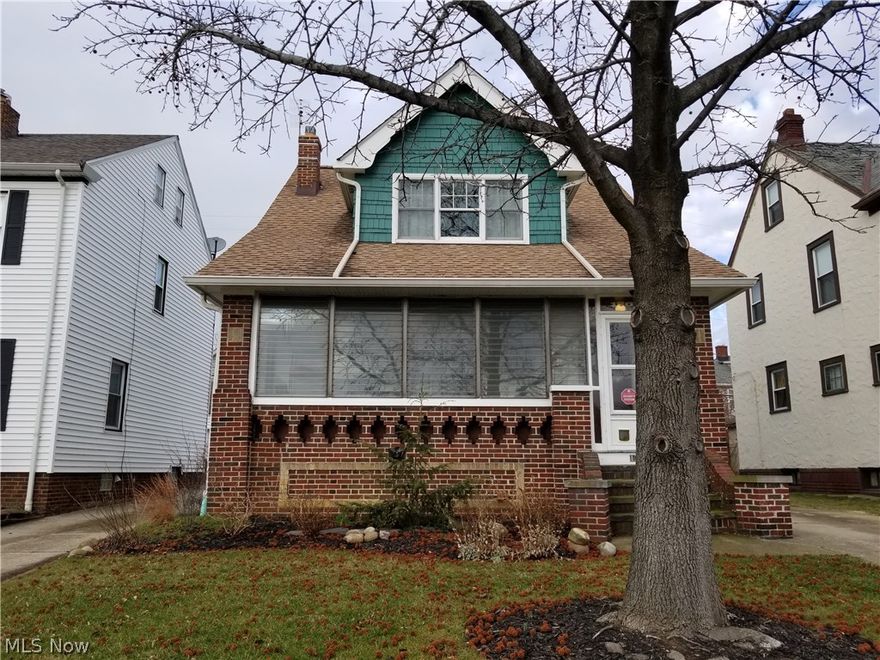 Transferring to Northeast Ohio? This 3 bedroom 2 full bath colonial home with access priveleges to private Lake Erie beach community could be the perfect home for you! This well-maintained home with beautifully updated kitchen and baths, gorgeous hardwood floors throughout, and finished recroom offer spacious rooms, large walk-in closets, and plenty of storage. Enjoy lazy afternoons or evenings on the charming front porch; Bedroom 2 has an additional sitting room. Formal living room, dining room has built-in cabinets and window seat; Great location with easy access to Downtown Cleveland, Cleveland State University, Cleveland Clinic, University Hospital, Case Wester Reserve University, Museum Circle. Fully stocked kitchen with all equipment and serving items - just pack your clothing and personal items and move right in! Tenant pays all utilities, yard maintenanceand snow removal. Also available fully furnished, call for details
Tenant pays all utilities, cable, and trash collection fe