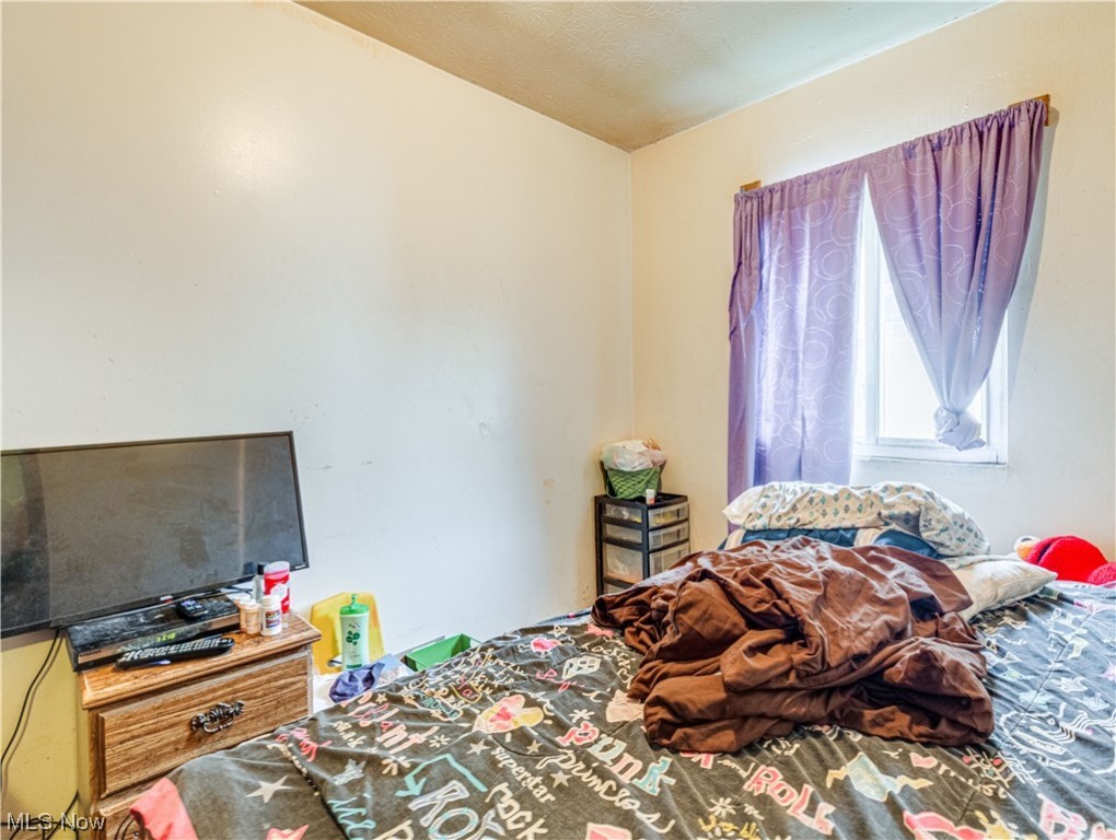 Broadway - Residential Income