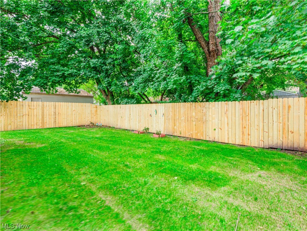 Broadway - Residential Income