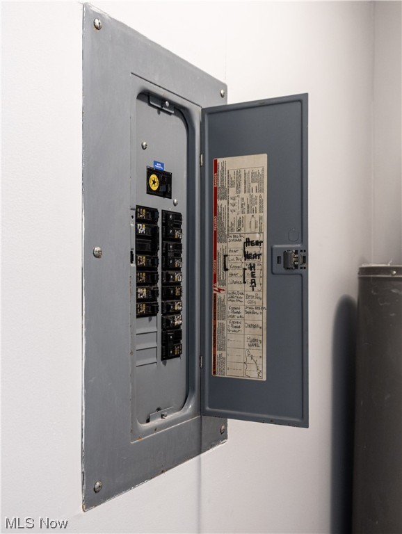 Broadway - Residential Income