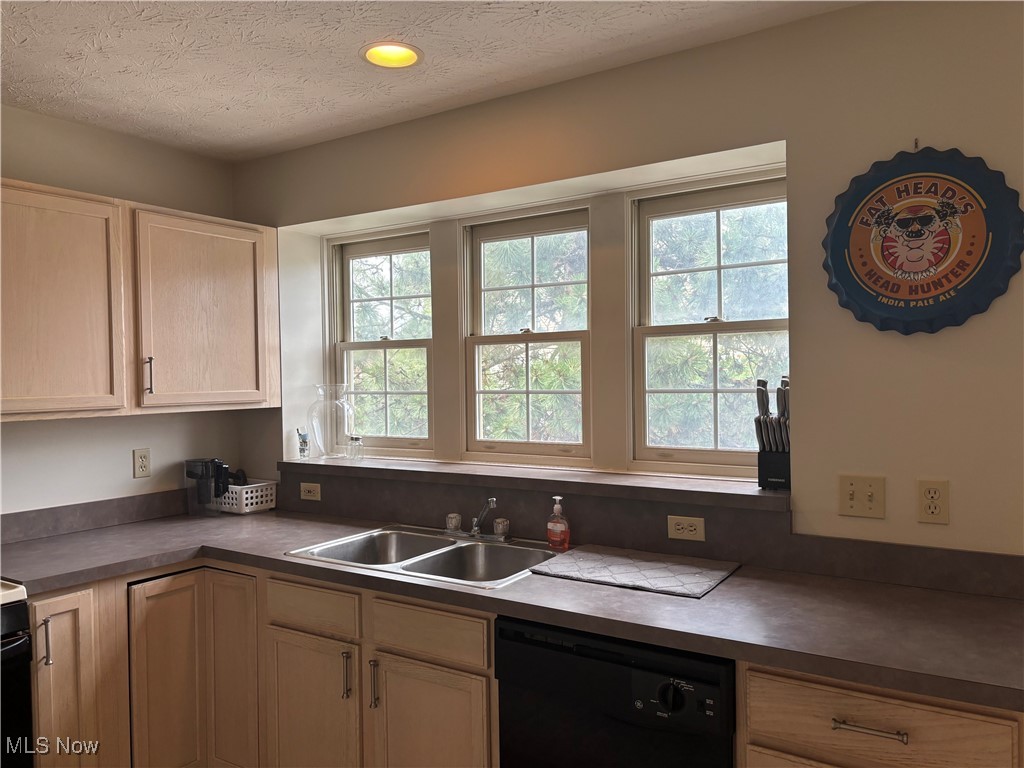 Beacon Place/Church Square - Residential Lease