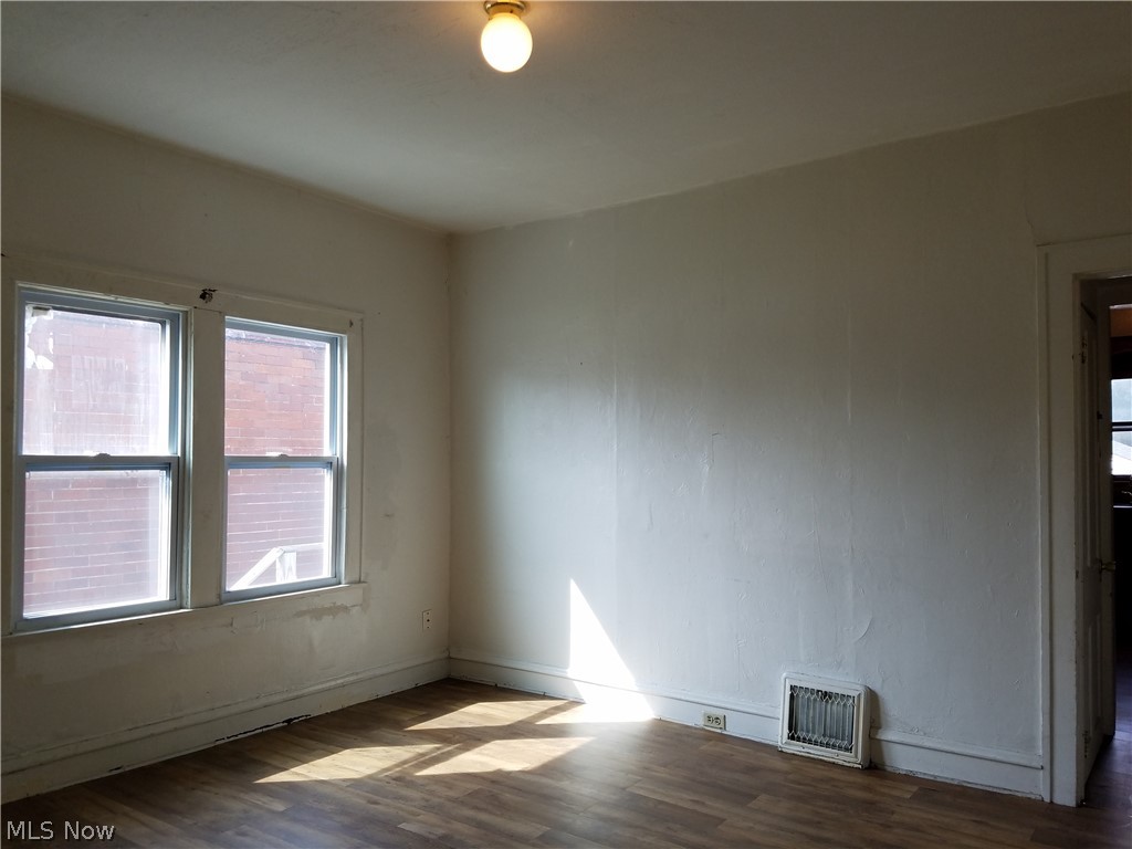 City/Youngstown - Residential Lease