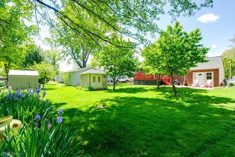 Tiny photo for 3241 W 231st Street, North Olmsted, OH 44070 (MLS # 5205487)