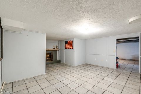 Tiny photo for 3241 W 231st Street, North Olmsted, OH 44070 (MLS # 5205487)