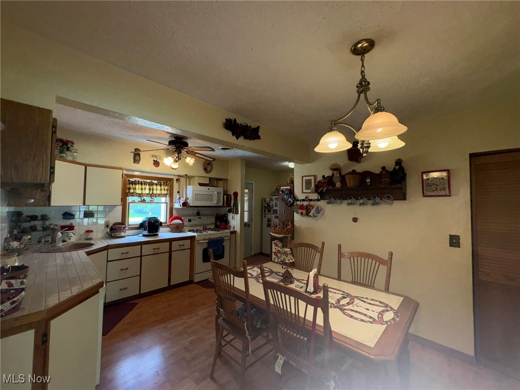 3181 Jaycox Road, Avon, Ohio image 15