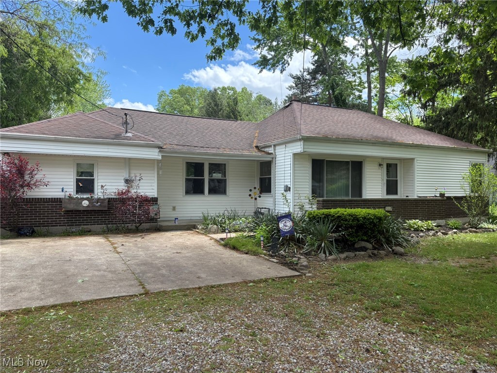 3181 Jaycox Road