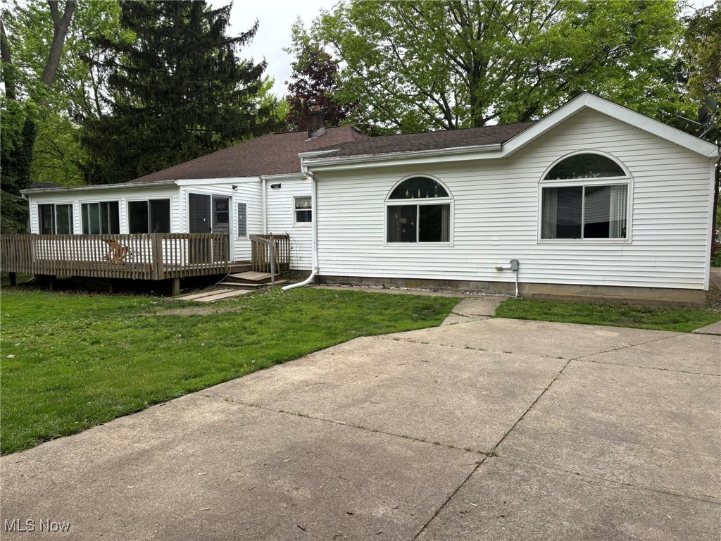 3181 Jaycox Road, Avon, Ohio image 8