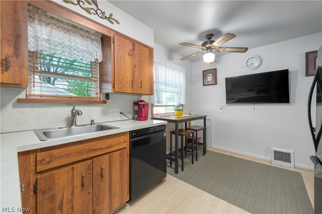 Howard Homes Sub - Residential