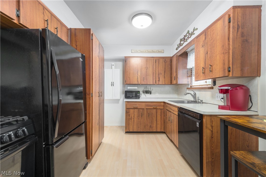 Howard Homes Sub - Residential