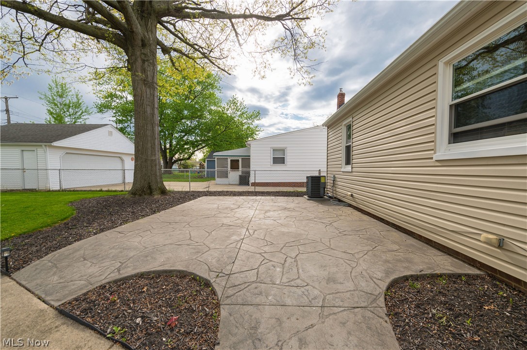 Howard Homes Sub - Residential