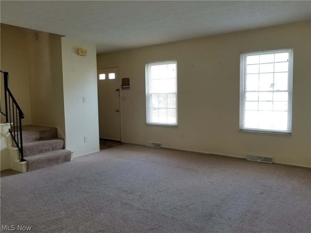 Woodview Manor - Residential Lease