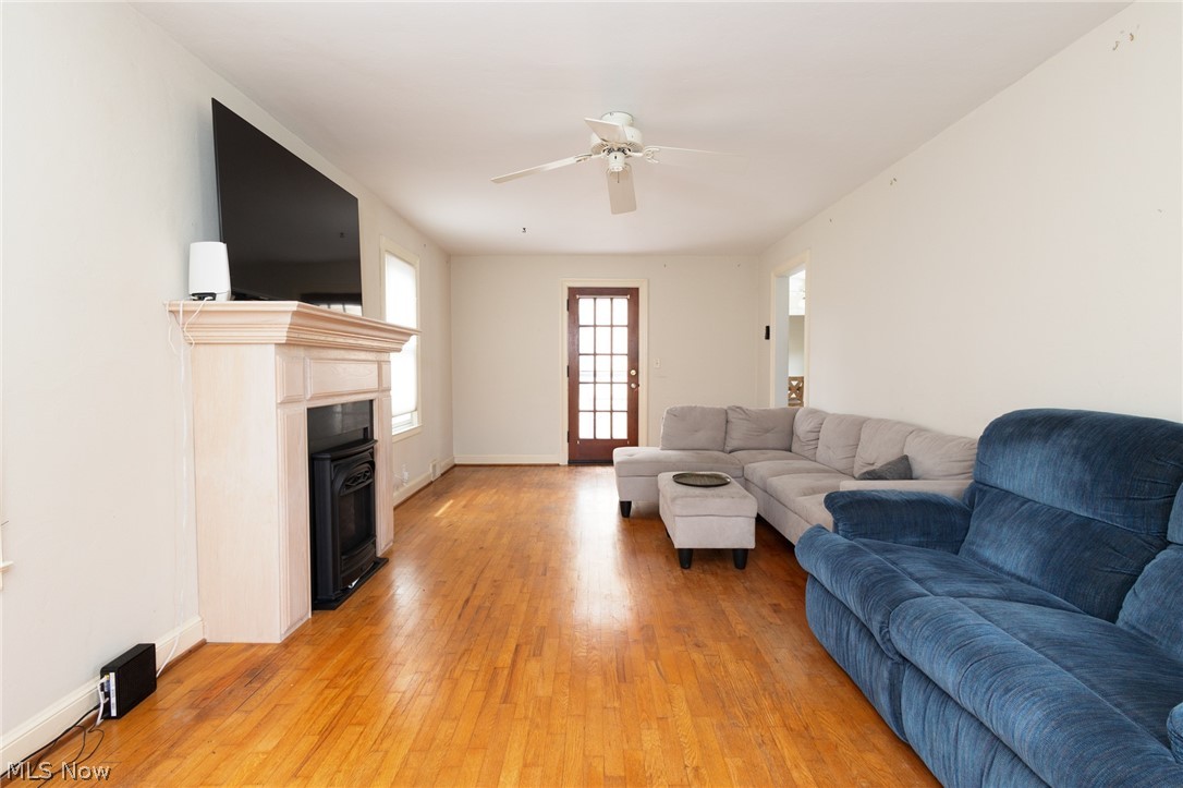 Hollywood Add - Residential