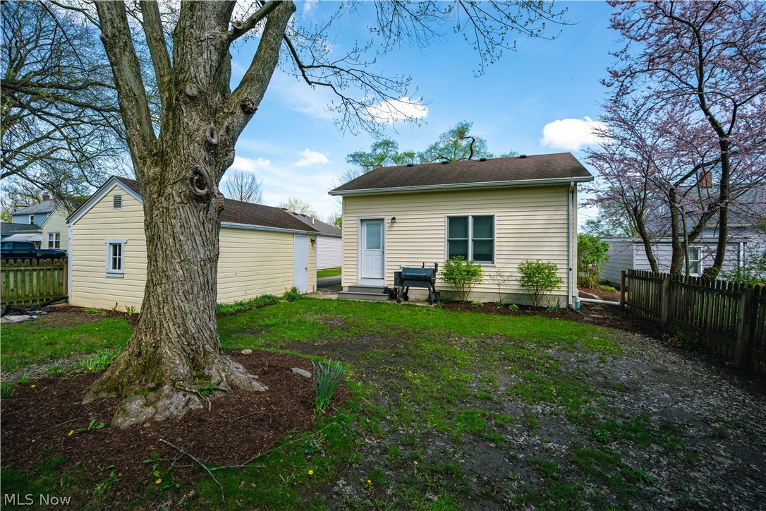 Hollywood Add - Residential