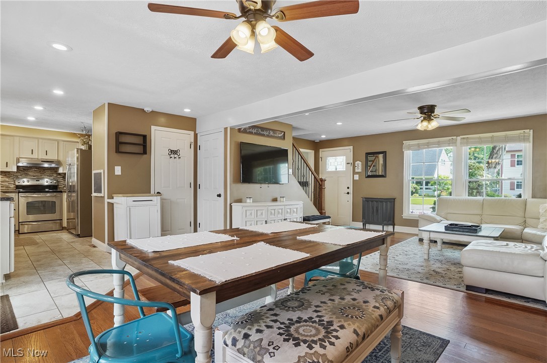 923 Barnes Avenue, Cuyahoga Falls, Ohio image 12