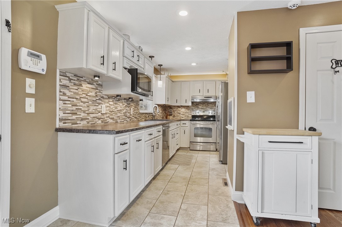 923 Barnes Avenue, Cuyahoga Falls, Ohio image 16