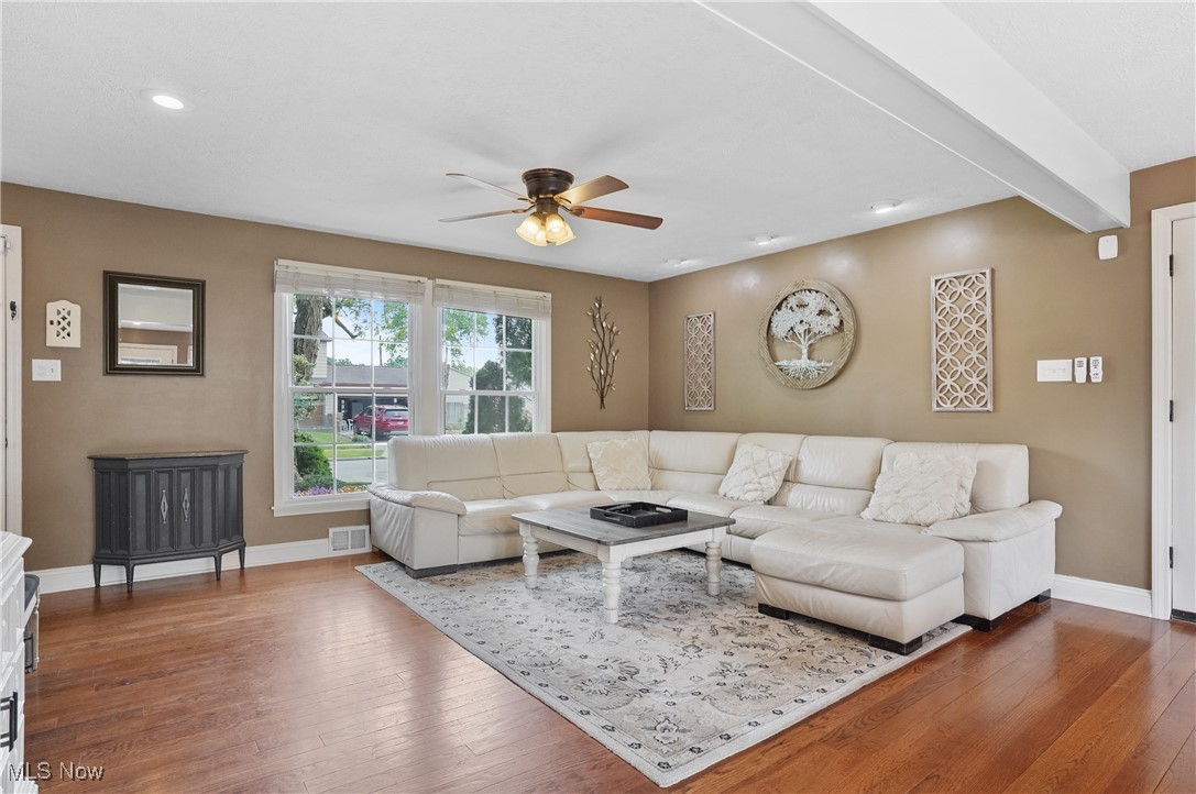 923 Barnes Avenue, Cuyahoga Falls, Ohio image 7