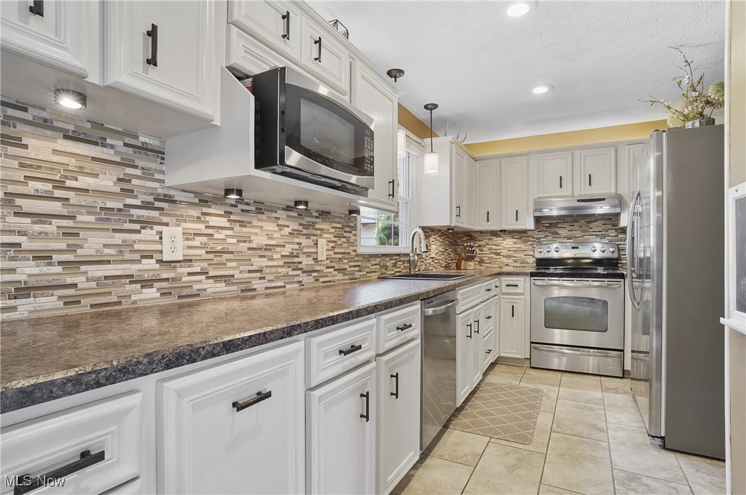 923 Barnes Avenue, Cuyahoga Falls, Ohio image 17