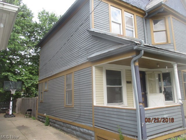 Curtis Ambler & Pixleys - Residential