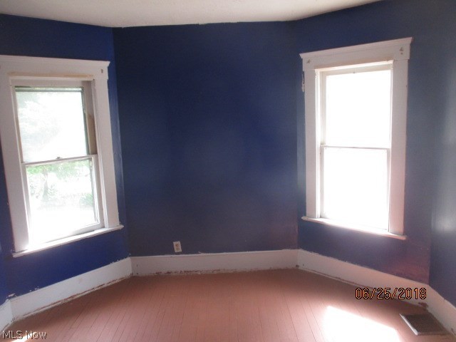 Curtis Ambler & Pixleys - Residential