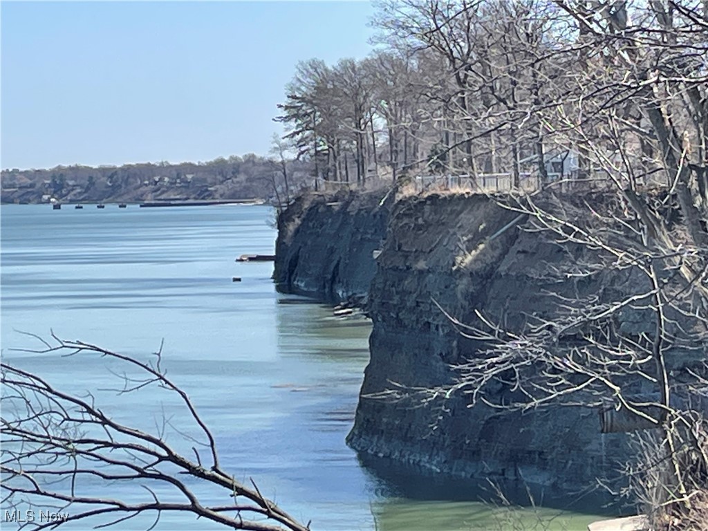 Dover Bay - Residential Lease