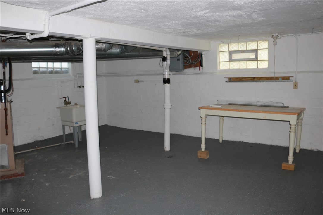 Euclid Park Estates - Residential Lease