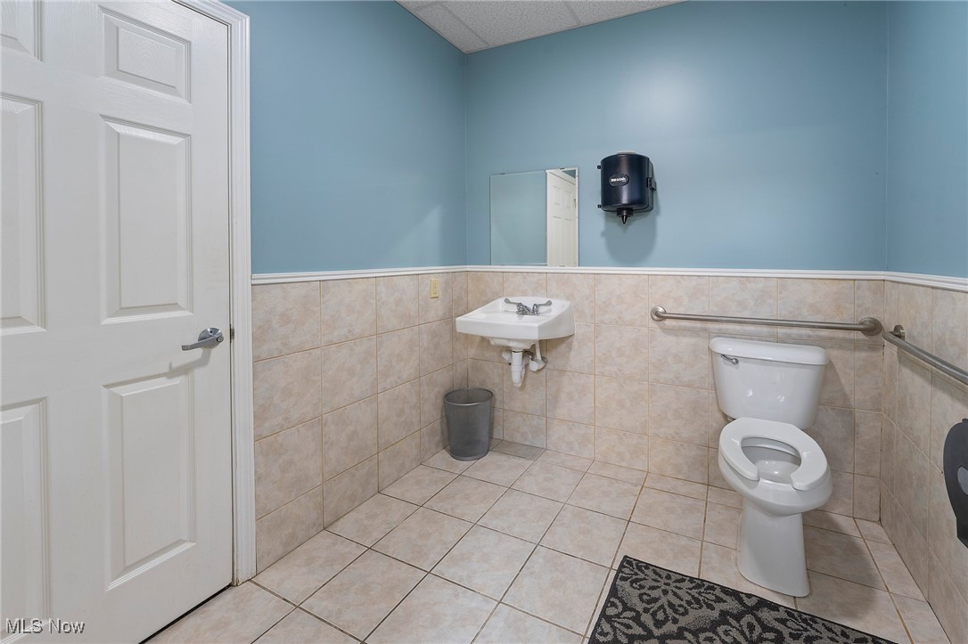 Nelson 01 - Commercial Sale