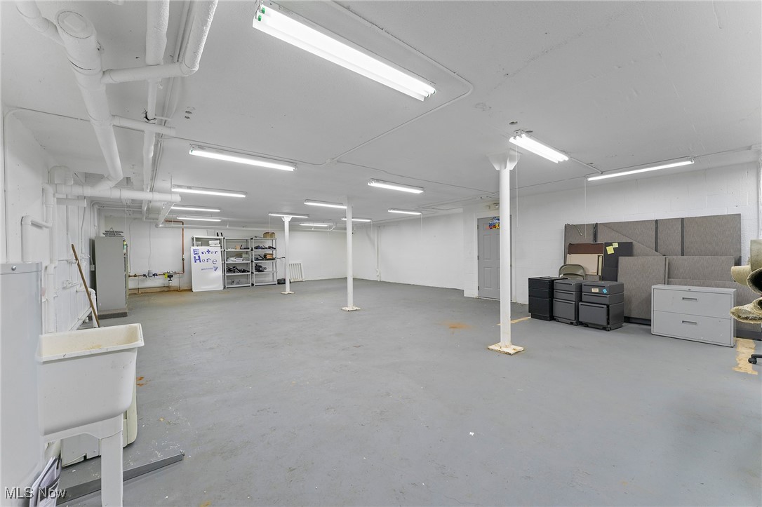 Nelson 01 - Commercial Sale