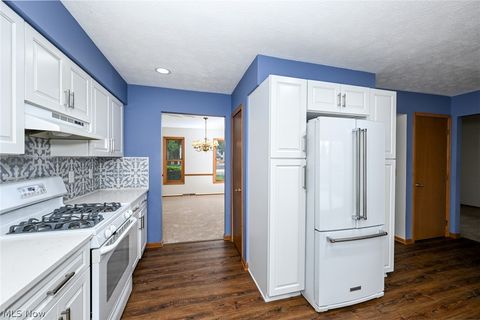 Tiny photo for 8460 Old Post Road, Olmsted Falls, OH 44138 (MLS # 5210300)