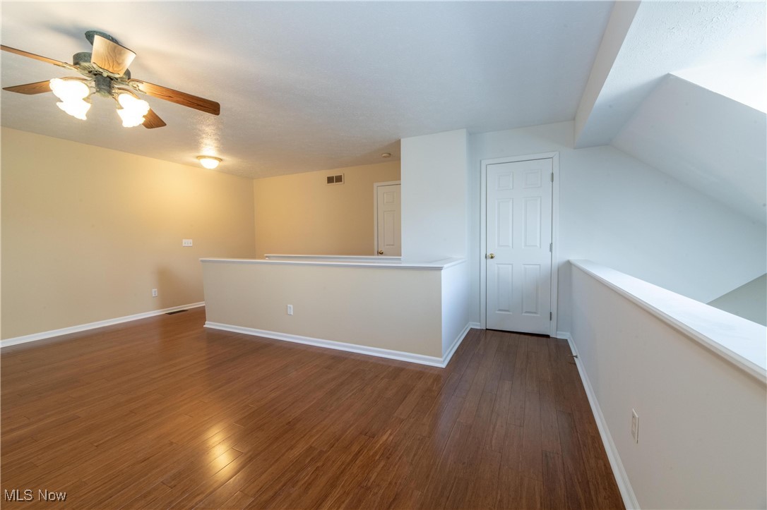 Hampton Condo - Residential