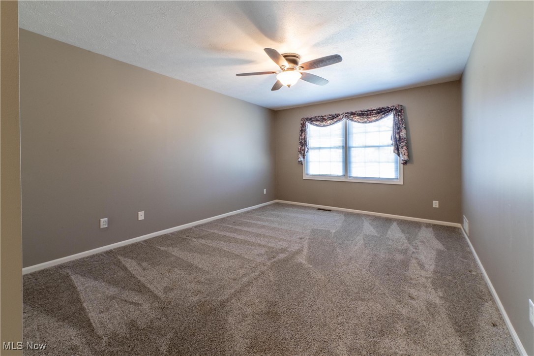 Hampton Condo - Residential