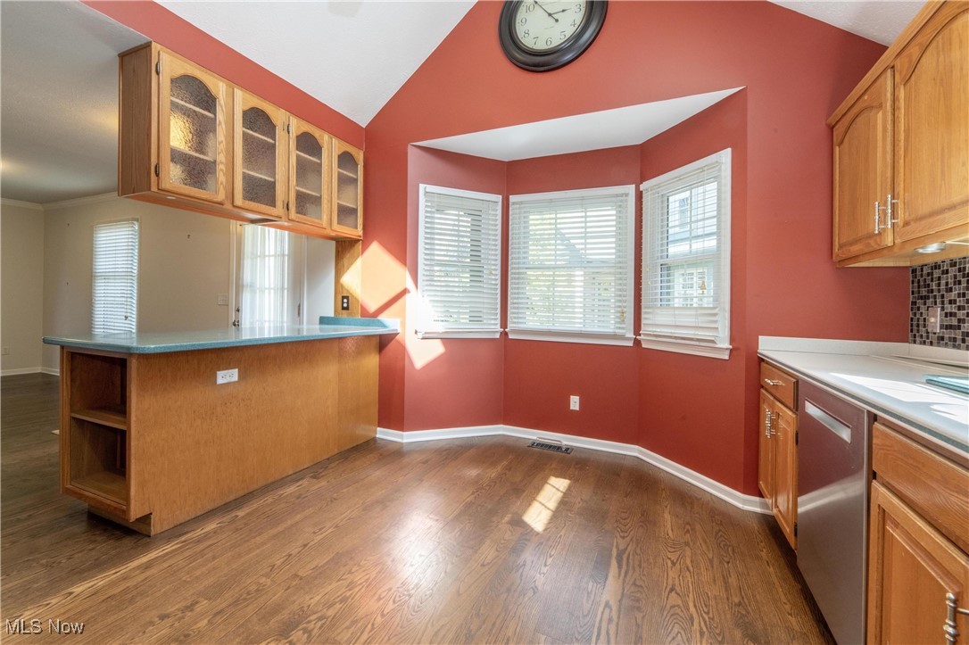 Hampton Condo - Residential